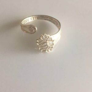 ❌SOLD❌ Alex and Ani Wrap Ring
